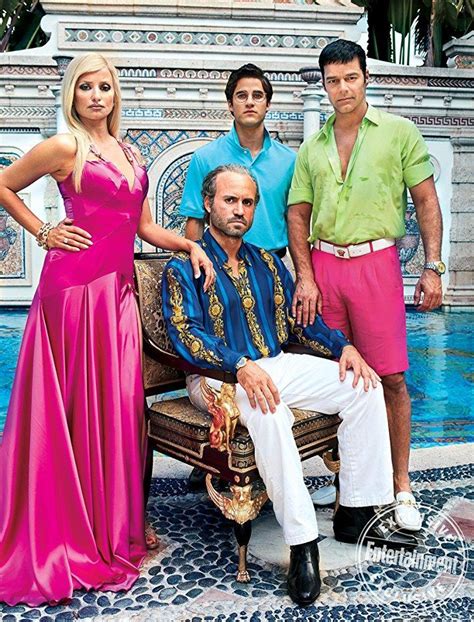 gianni versace 1x01 español|El asesinato de Gianni Versace .